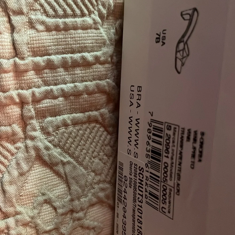 Sandals - Picture 4 of 8